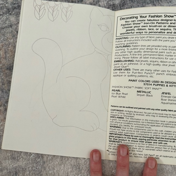 NIP Fashion Show Iron On Clothing Designs - PUPPIES AND KITTIES - Picture 4 of 5